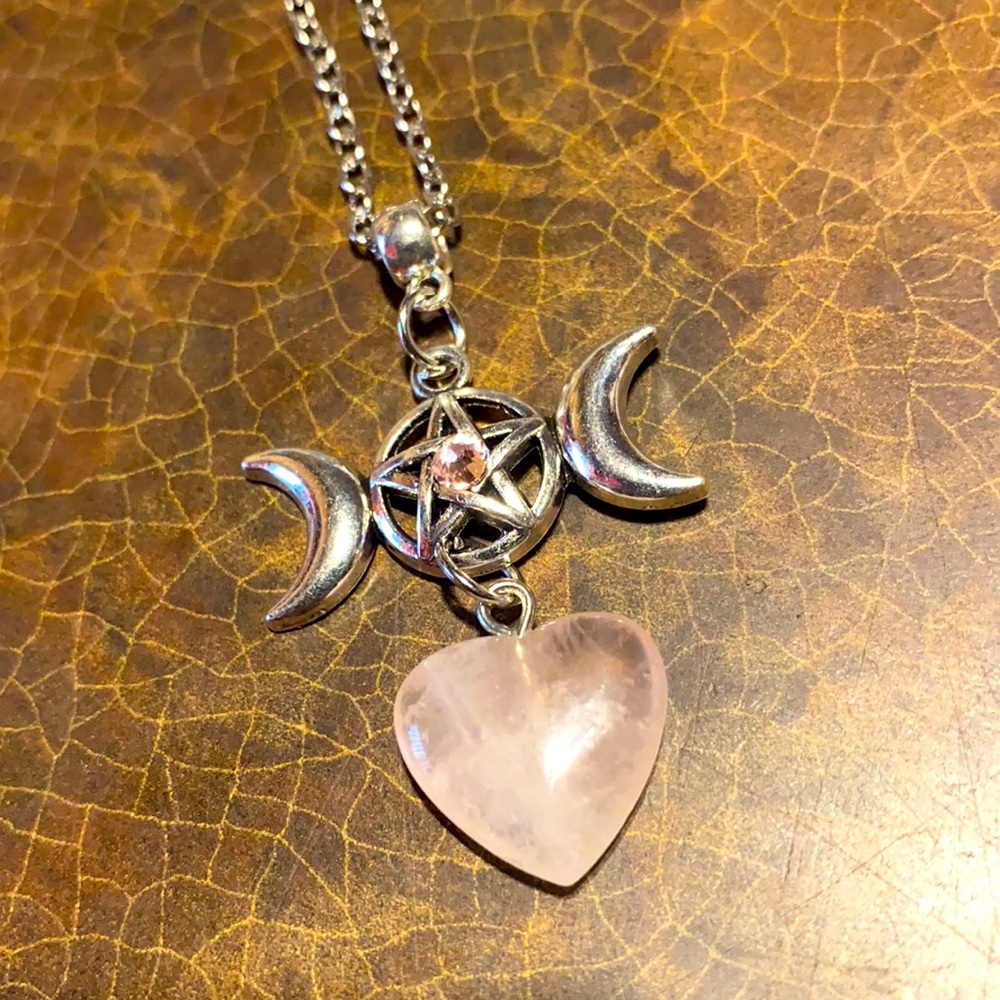 Pink Rose Quartz Heart Crystal Silver Necklace Triple Moon Pentagram Pentacle